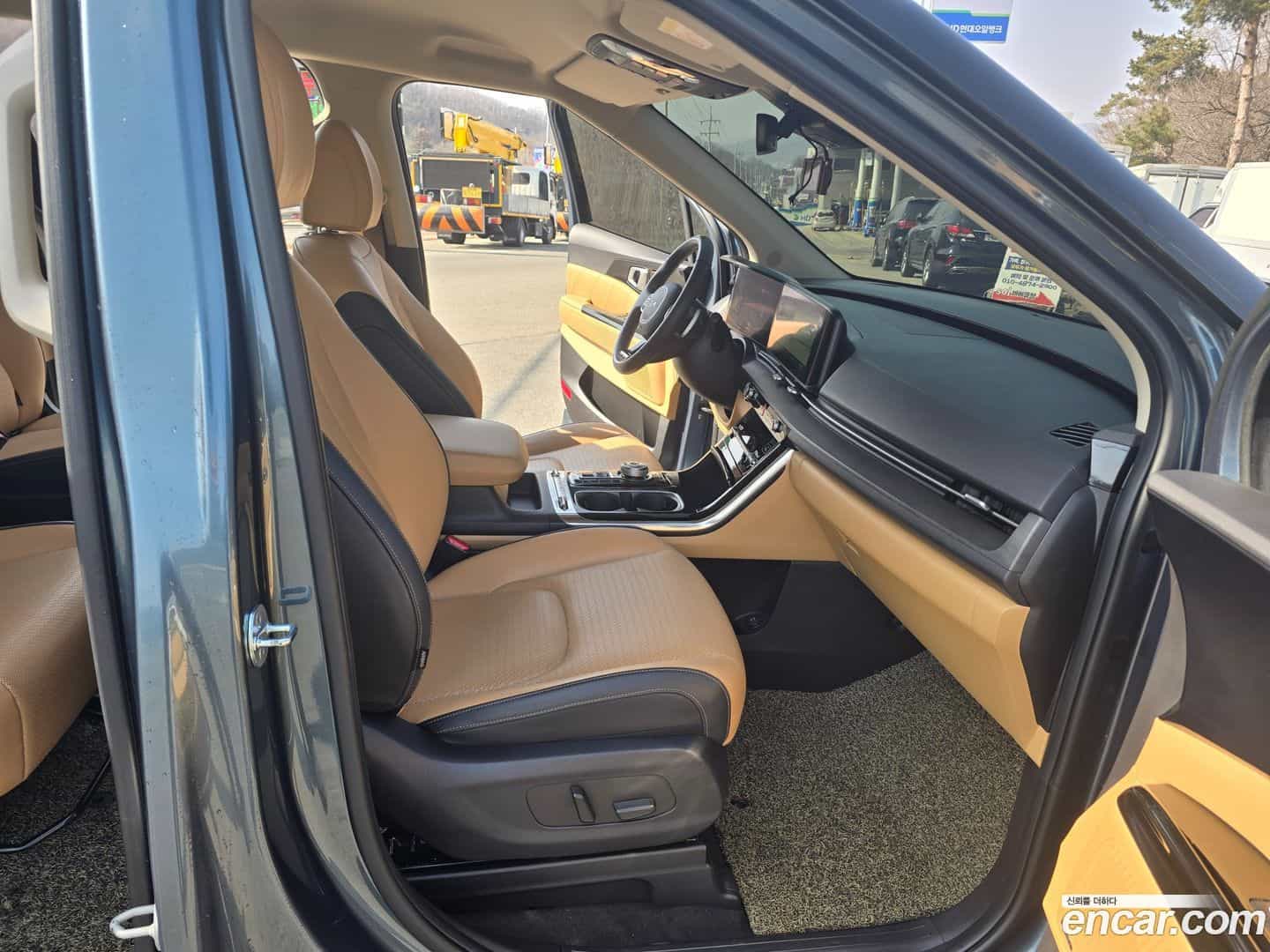 Canival Kia 2022.1-INNER-010