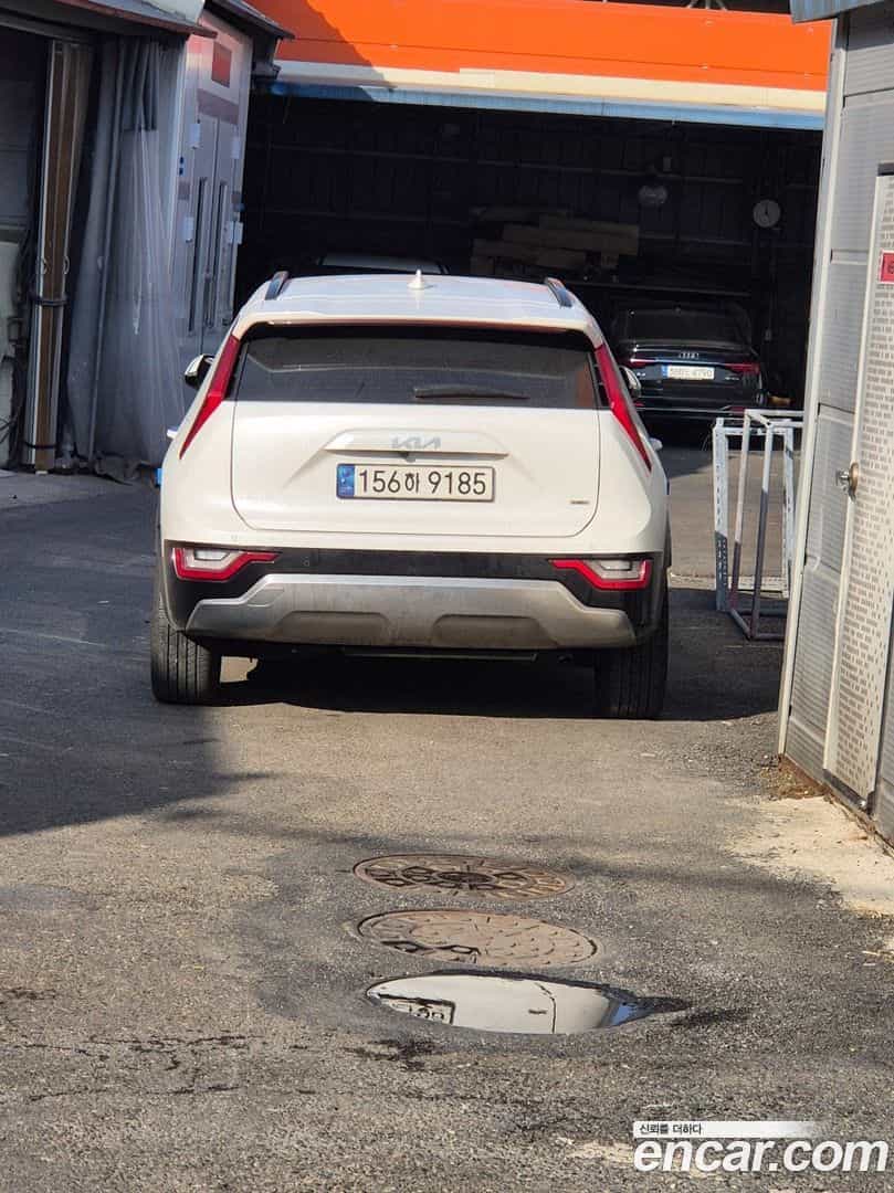 Niro Kia 2023.5-OUTER-001