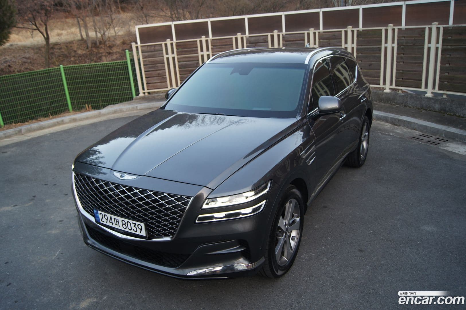 Main__Slider__Photo:GV80 Genesis 2020.9-0