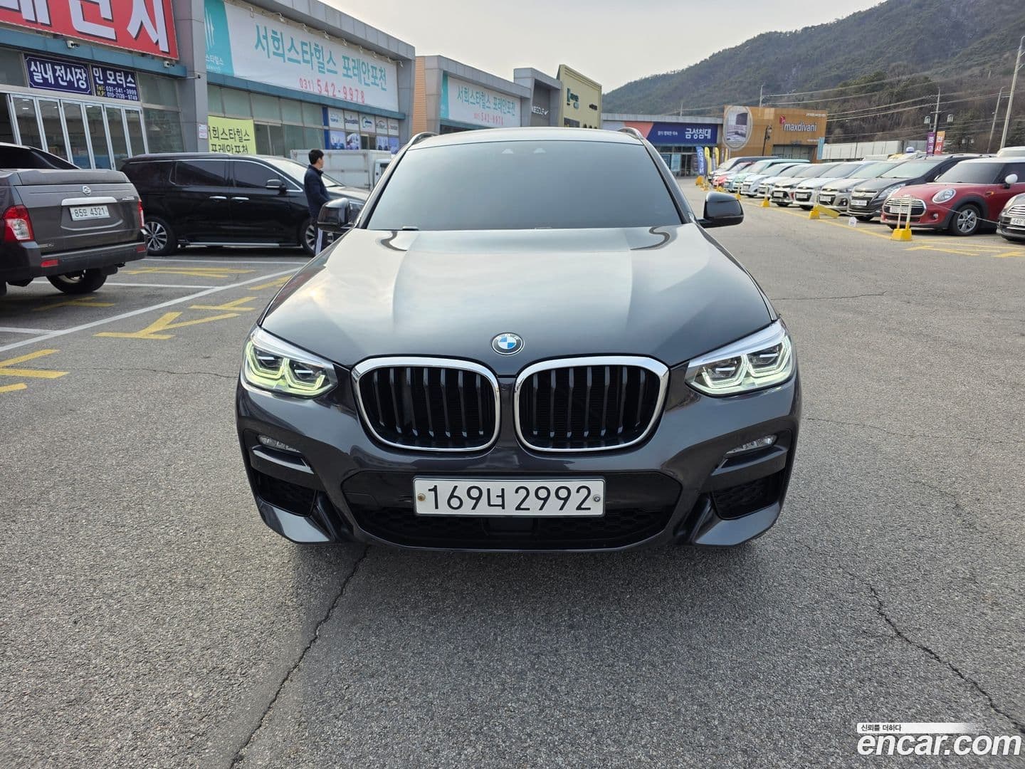Main__Slider__Photo:X4 BMW 2020.3-0