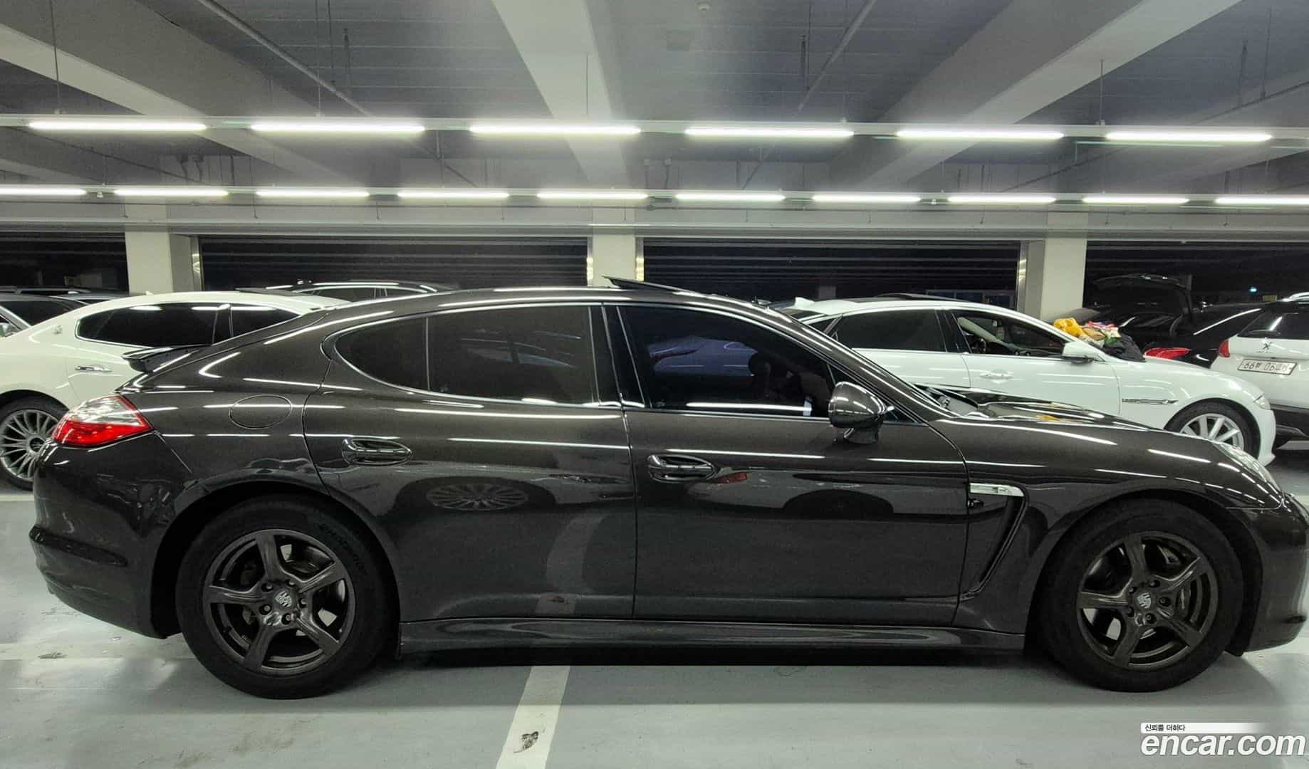 Panamera Porsche 2011.2-OUTER-005