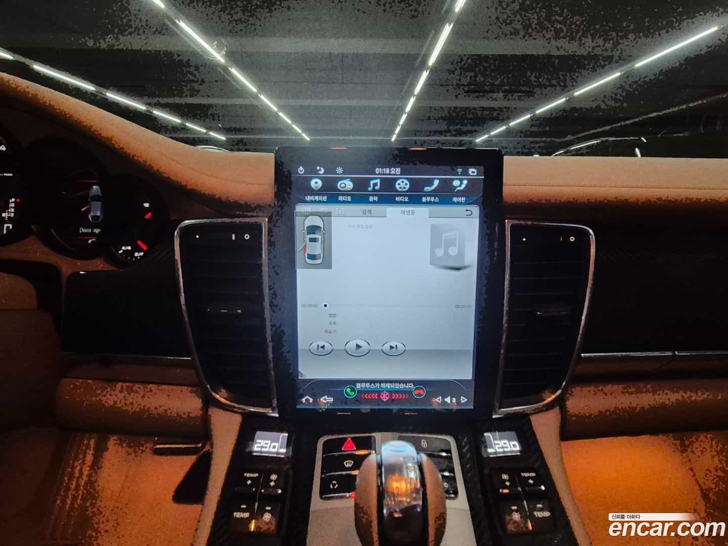 Panamera Porsche 2011.2-INNER-009