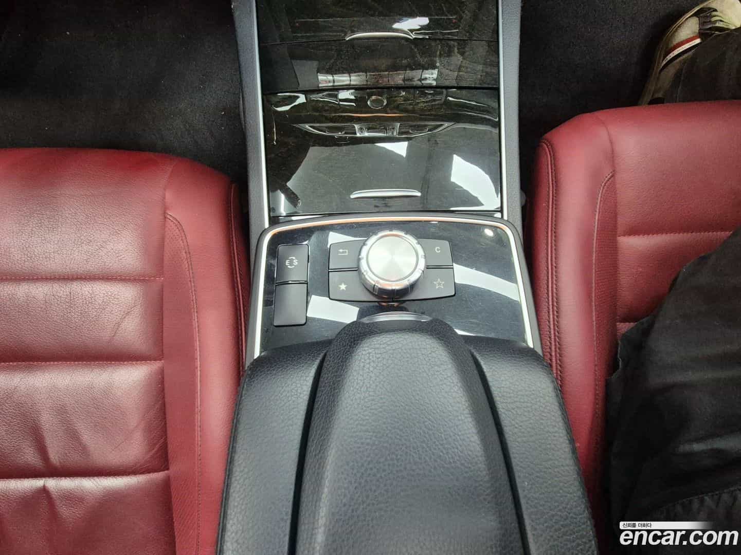 E-Class Mercedes-Benz 2013.8-INNER-009