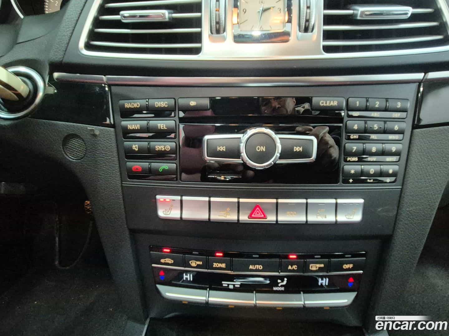 E-Class Mercedes-Benz 2013.8-OPTION-017