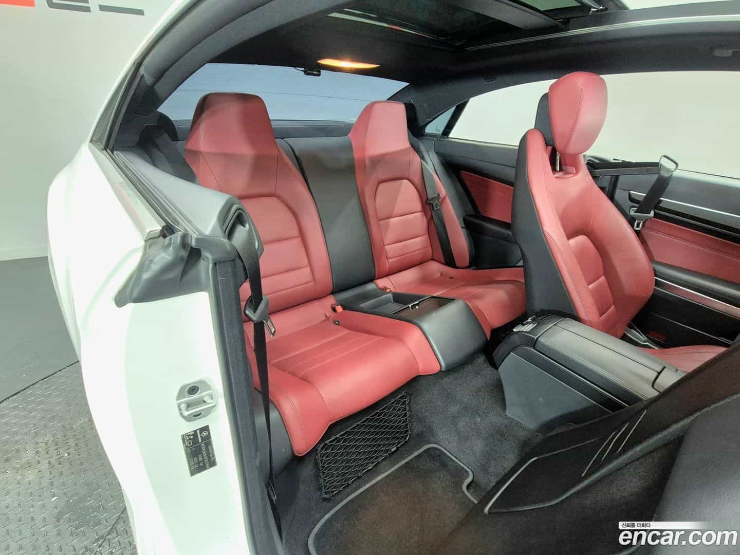 E-Class Mercedes-Benz 2013.8-OPTION-021