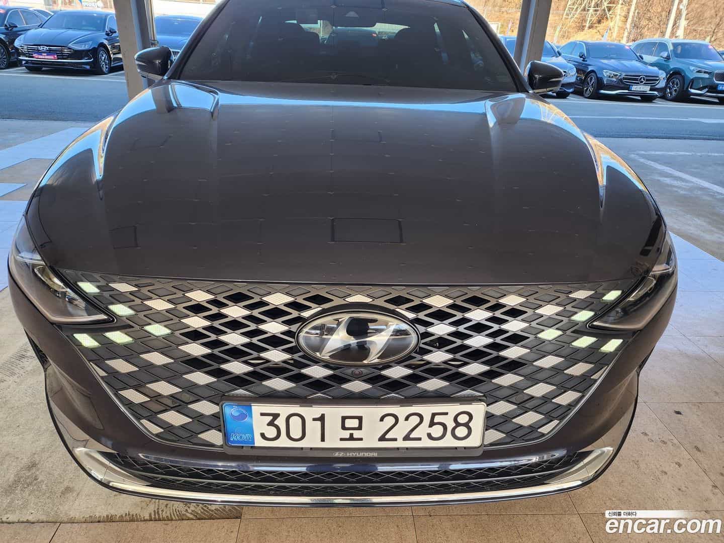 Grandeur Hyundai 2021.0-OUTER-003