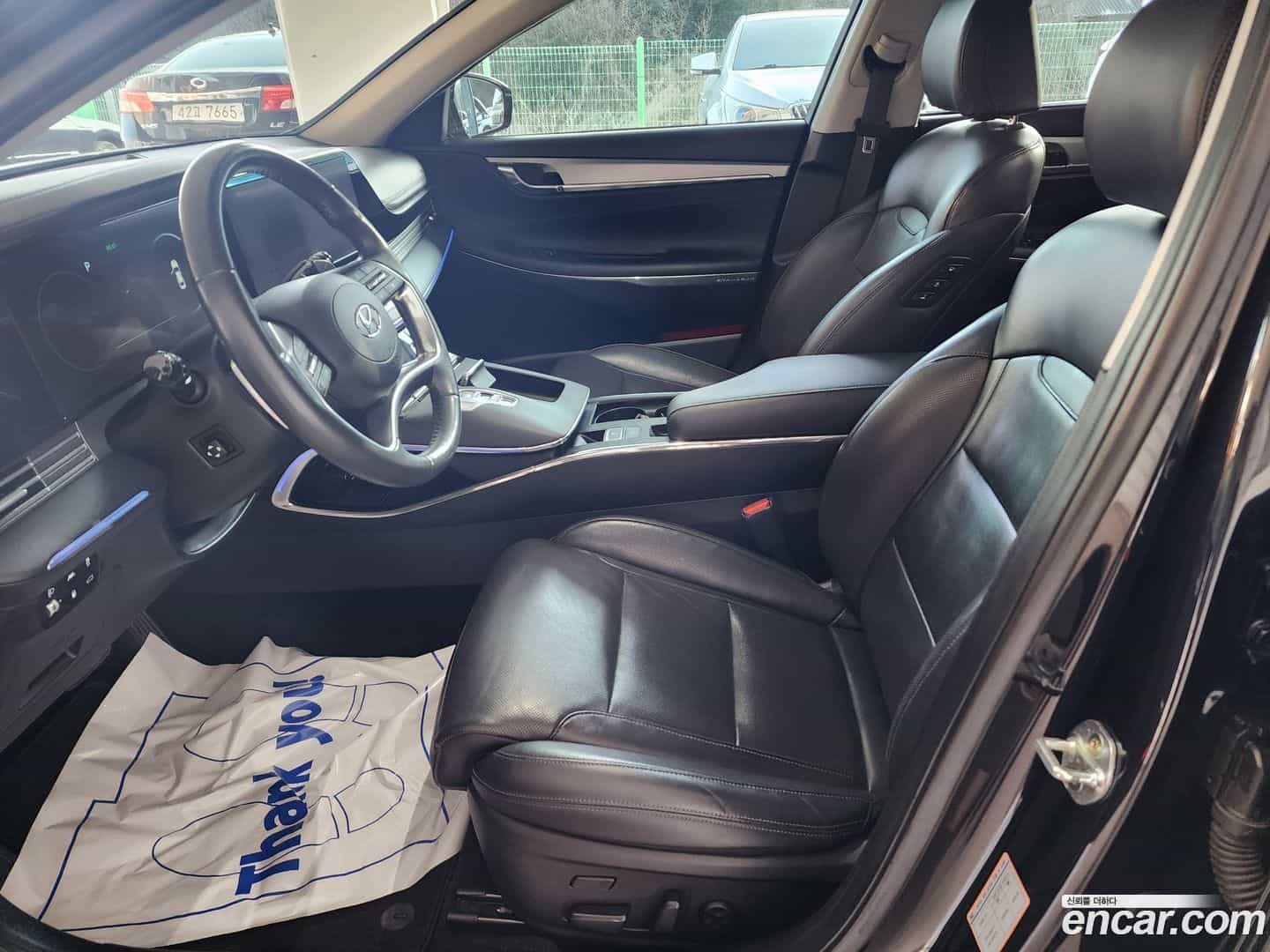 Grandeur Hyundai 2021.0-INNER-010