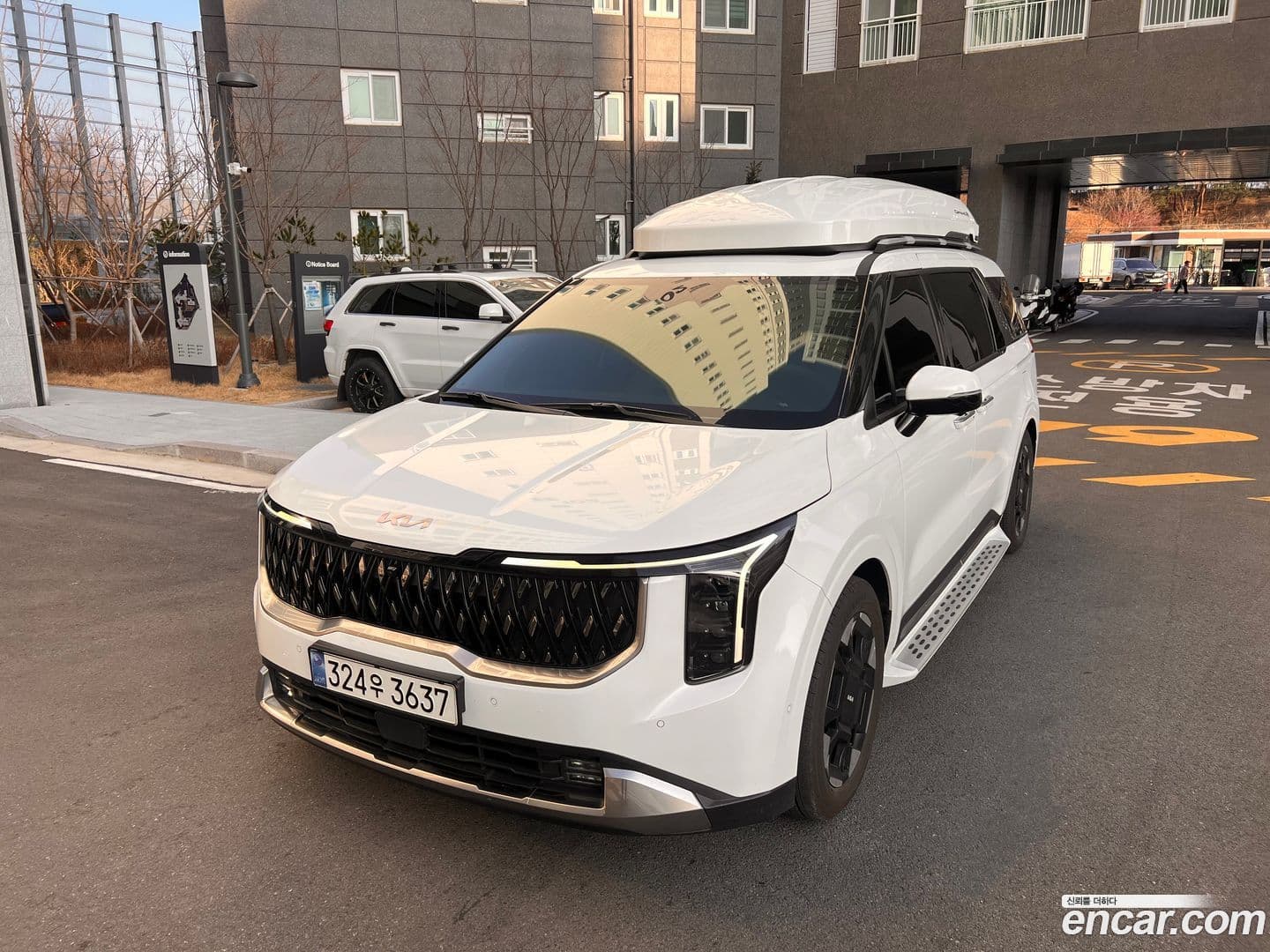 Main__Slider__Photo:Canival Kia 2024.2-0