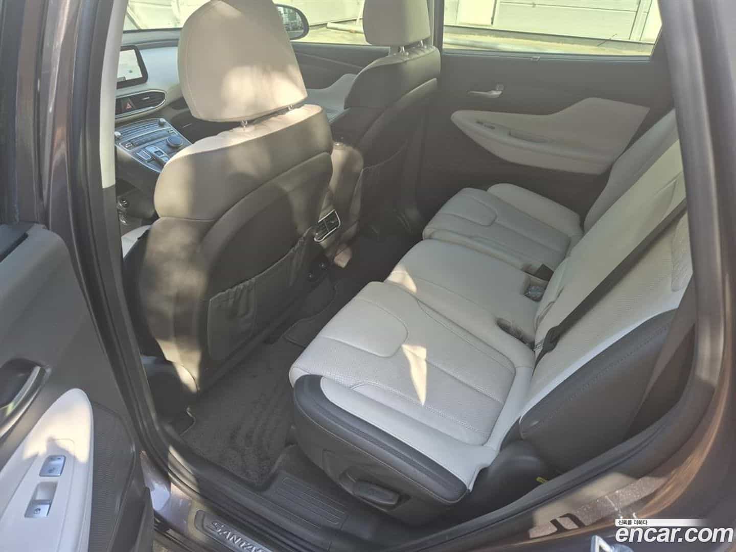 Santafe Hyundai 2021.1-INNER-009