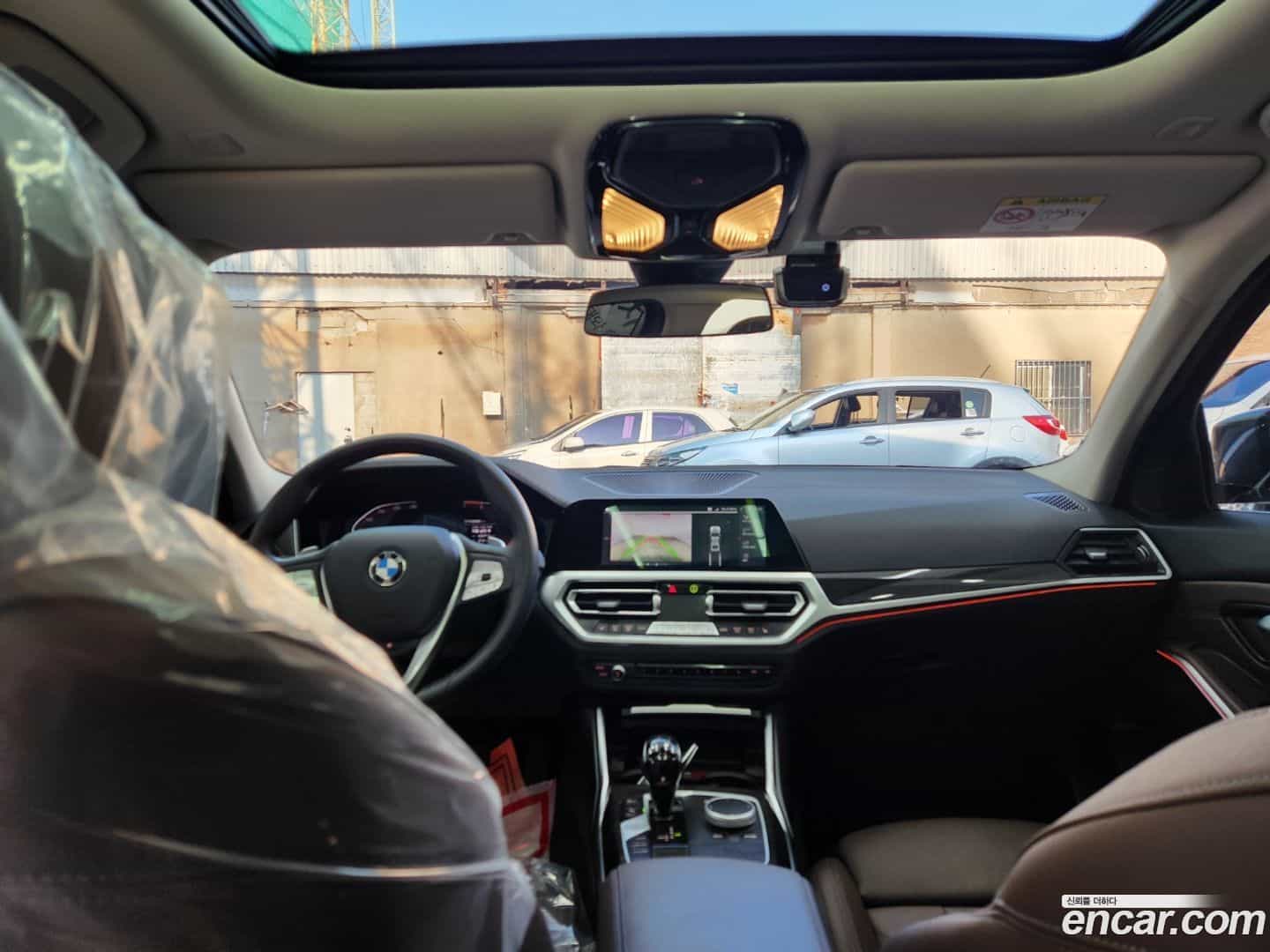 3-Series BMW 2021.10-INNER-009