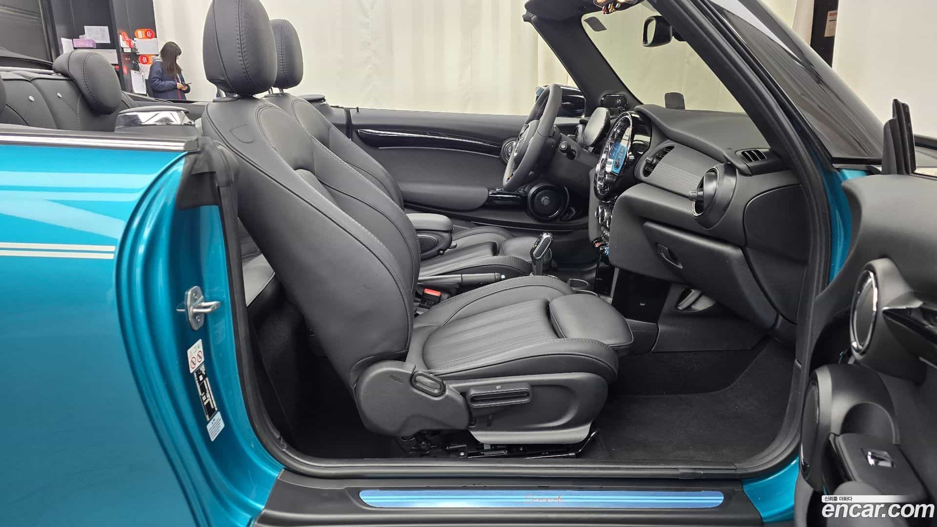 Cooper Convertible Mini 2023.4-OPTION-015