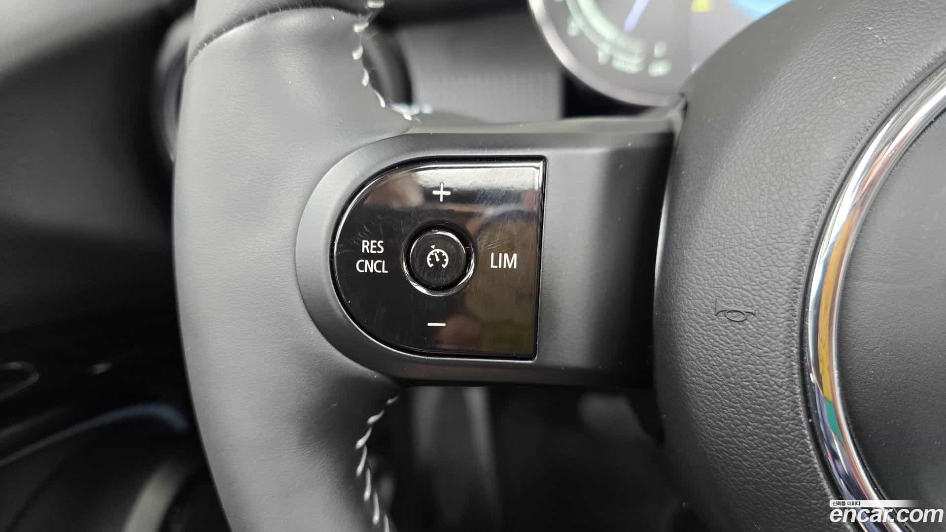 Cooper Convertible Mini 2023.4-OPTION-023