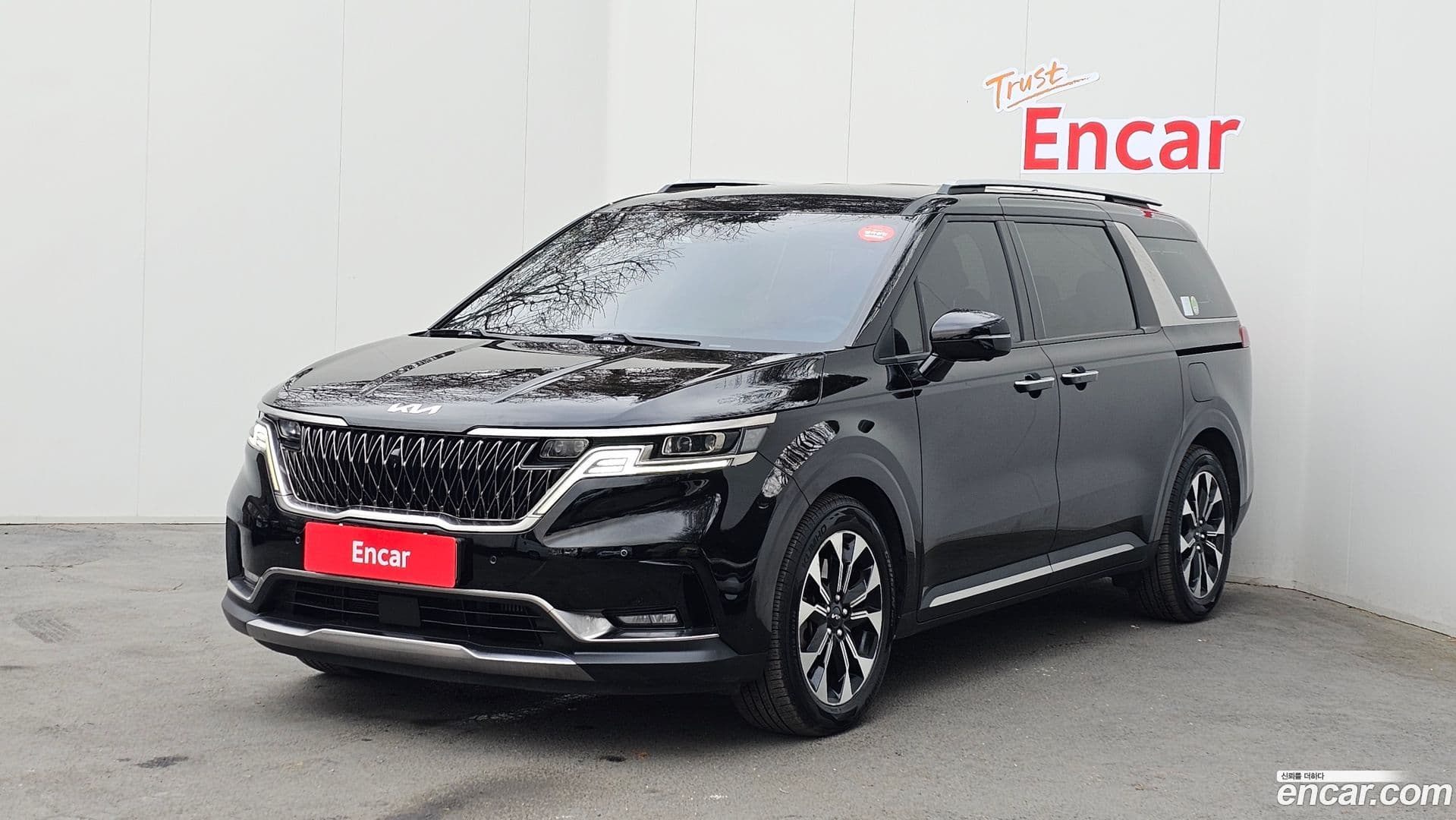Main__Slider__Photo:Canival Kia 2021.11-0