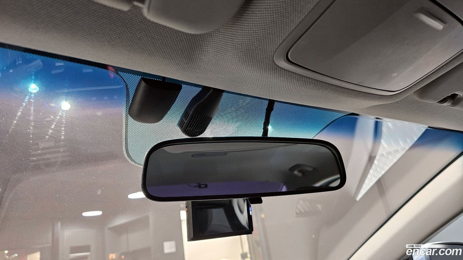 Main__Slider__Photo:AVANTE Hyundai 2016.5-15
