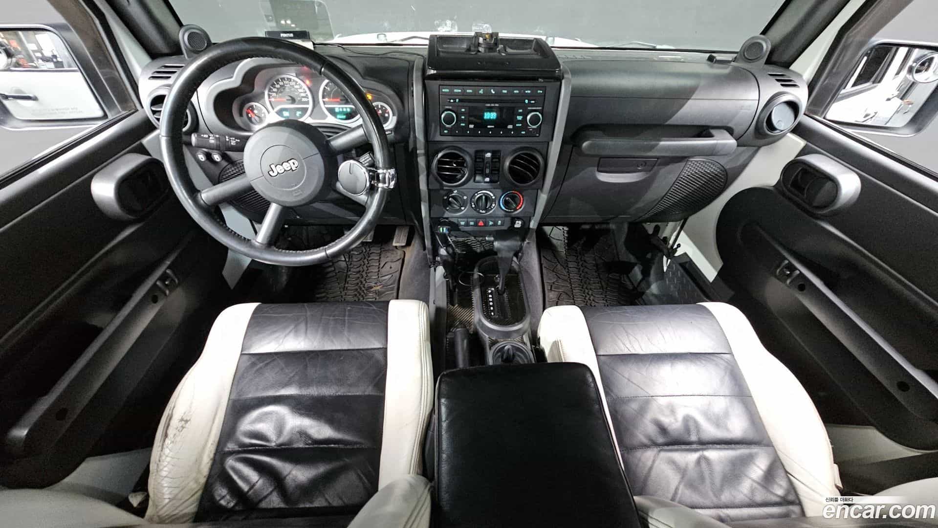 Wrangler Jeep 2010.5-INNER-007