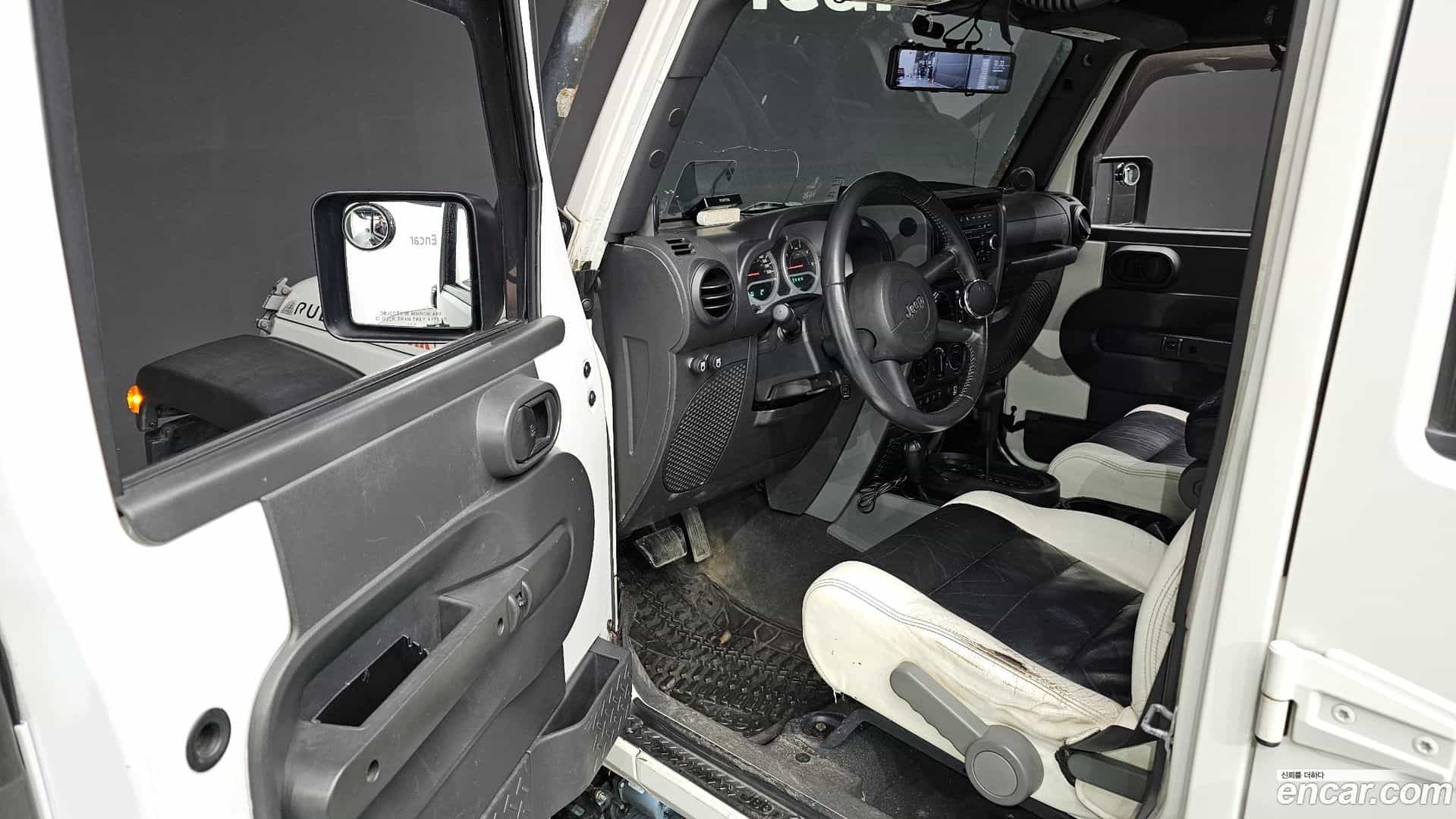 Wrangler Jeep 2010.5-INNER-010