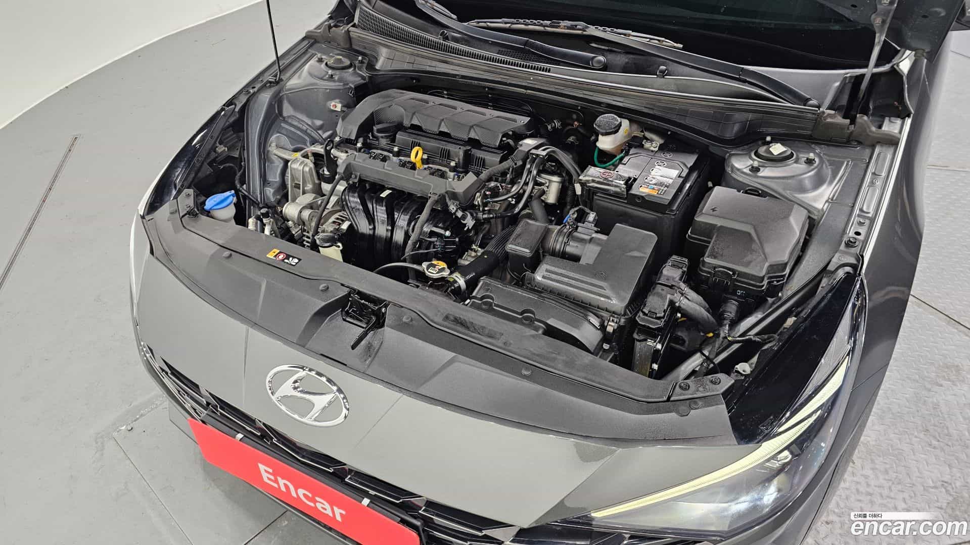 AVANTE Hyundai 2020.3-INNER-006