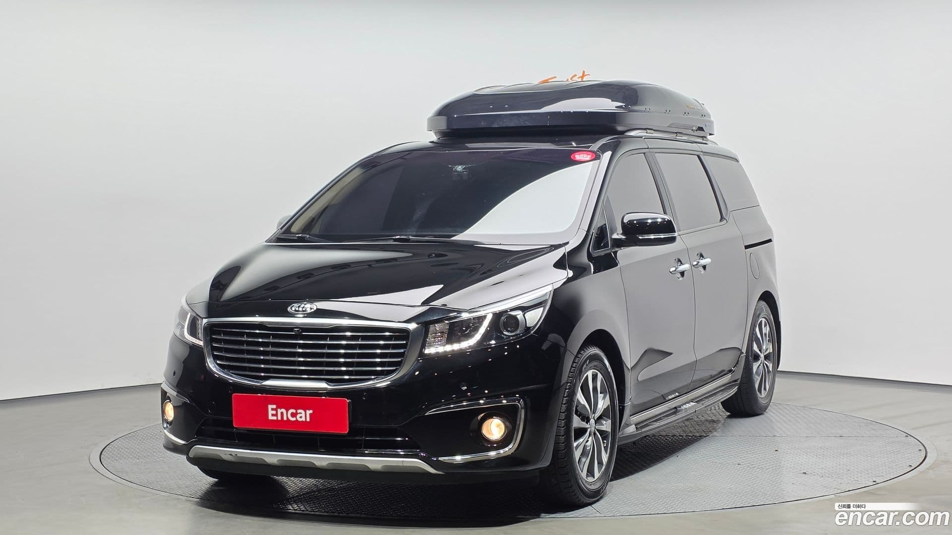 Main__Slider__Photo:Canival Kia 2015.9-0