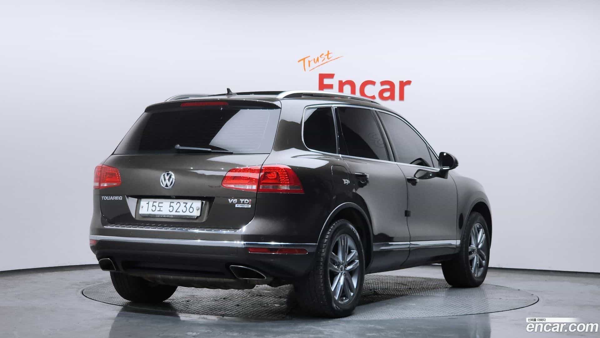 Touareg Volkswagen 2015.2-OUTER-002