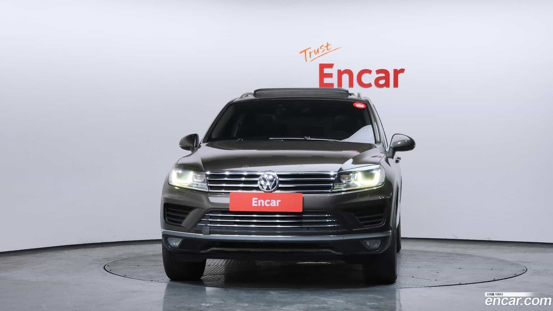 Touareg Volkswagen 2015.2-OUTER-003