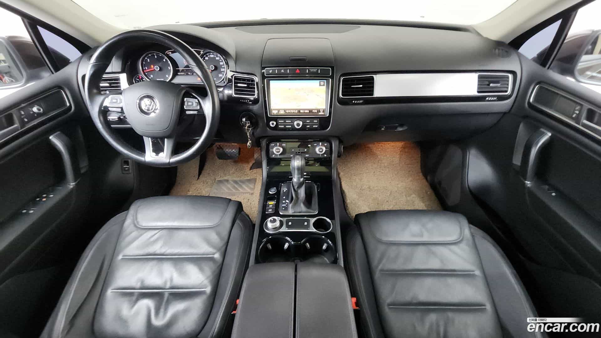 Touareg Volkswagen 2015.2-INNER-007