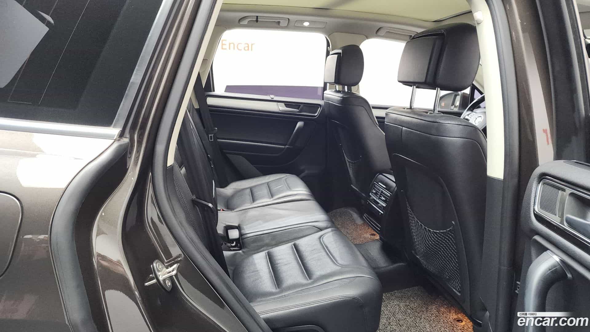 Touareg Volkswagen 2015.2-OPTION-016
