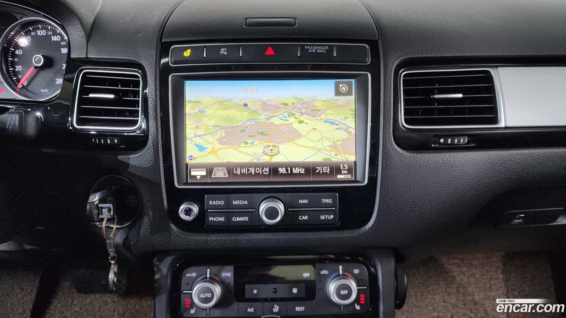 Touareg Volkswagen 2015.2-OPTION-018