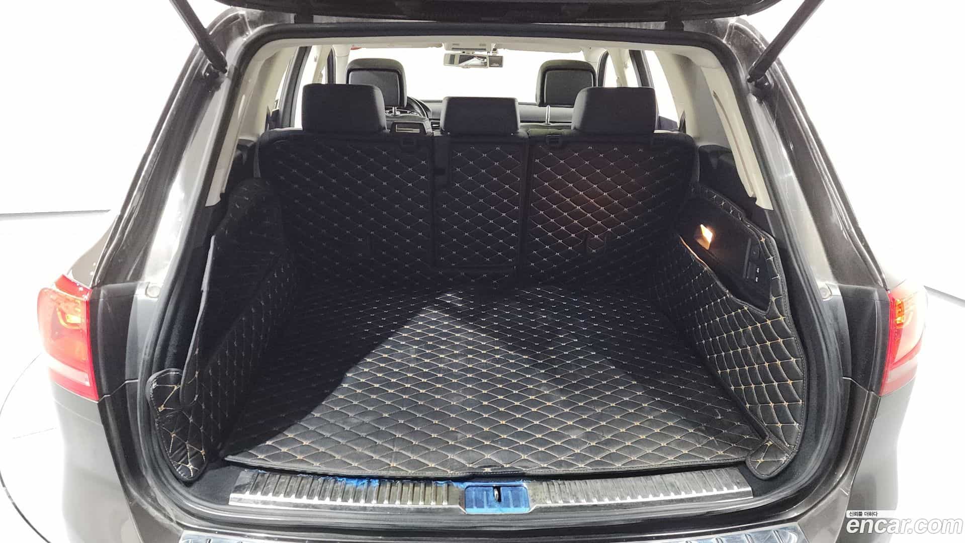 Touareg Volkswagen 2015.2-OPTION-024