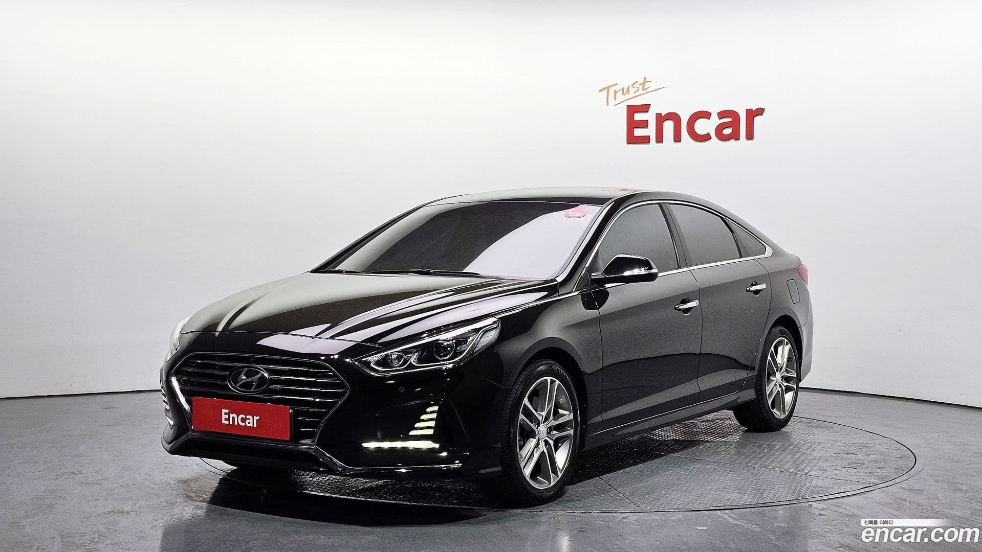 Main__Slider__Photo:Sonata Hyundai 2018.9-0