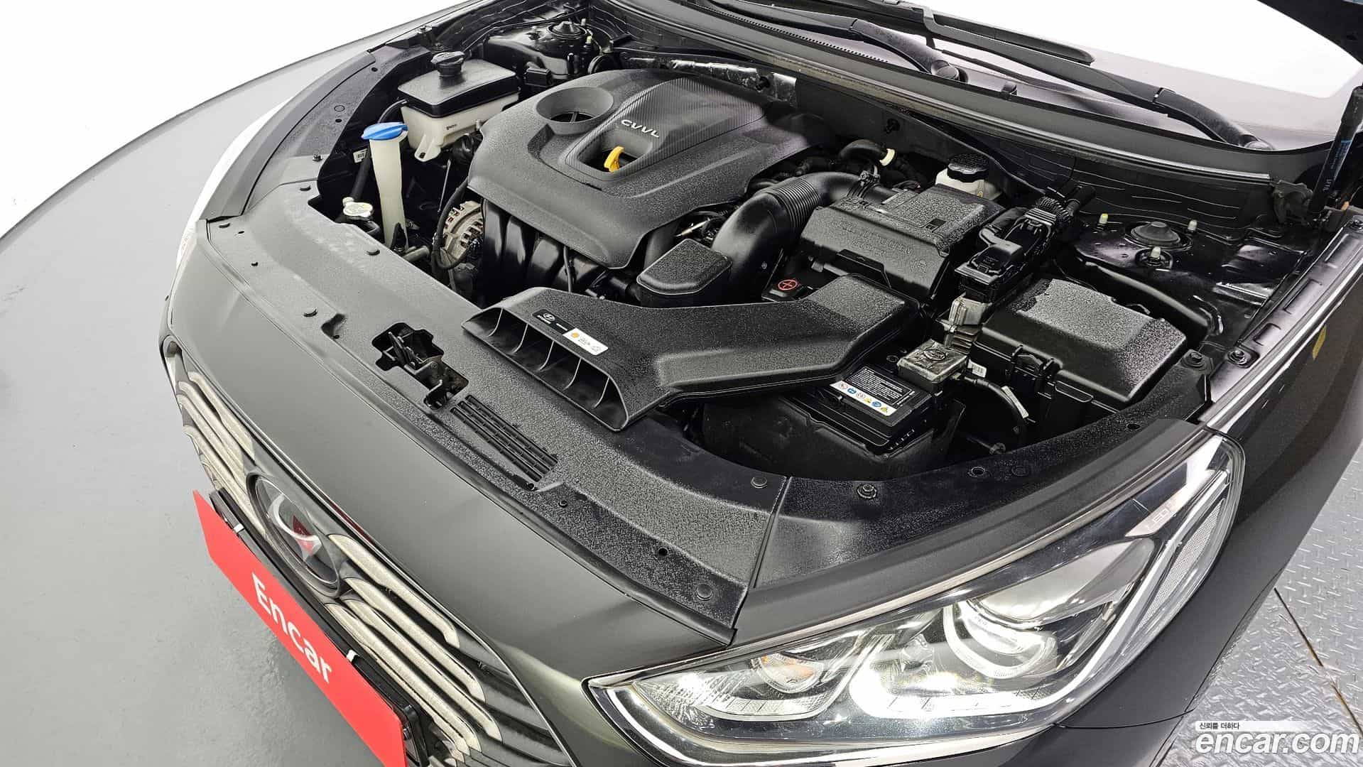 Sonata Hyundai 2018.9-INNER-006