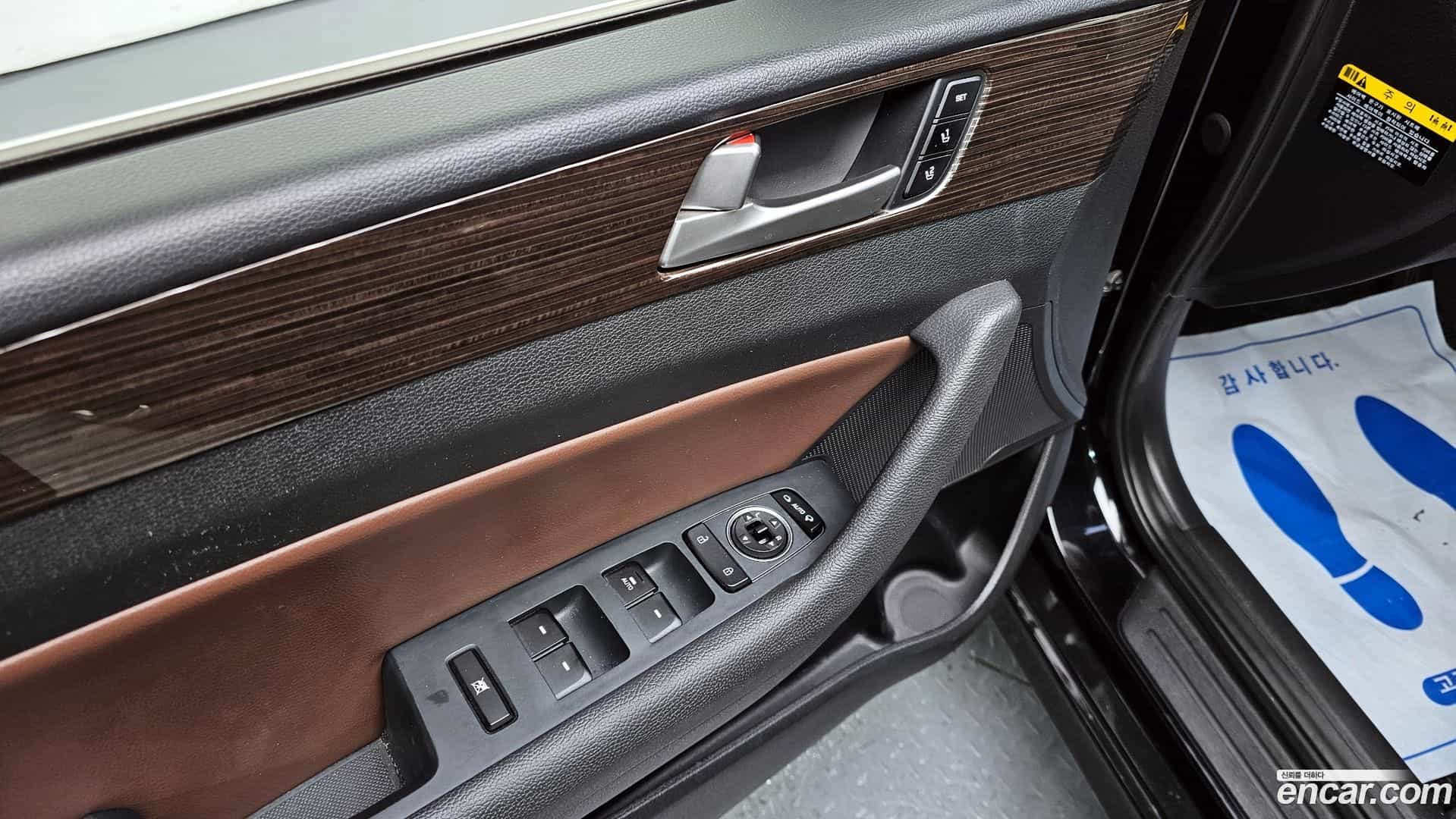 Sonata Hyundai 2018.9-OPTION-018