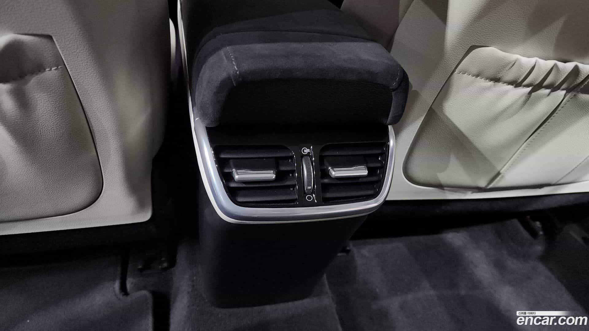 Grandeur Hyundai 2021.5-OPTION-023