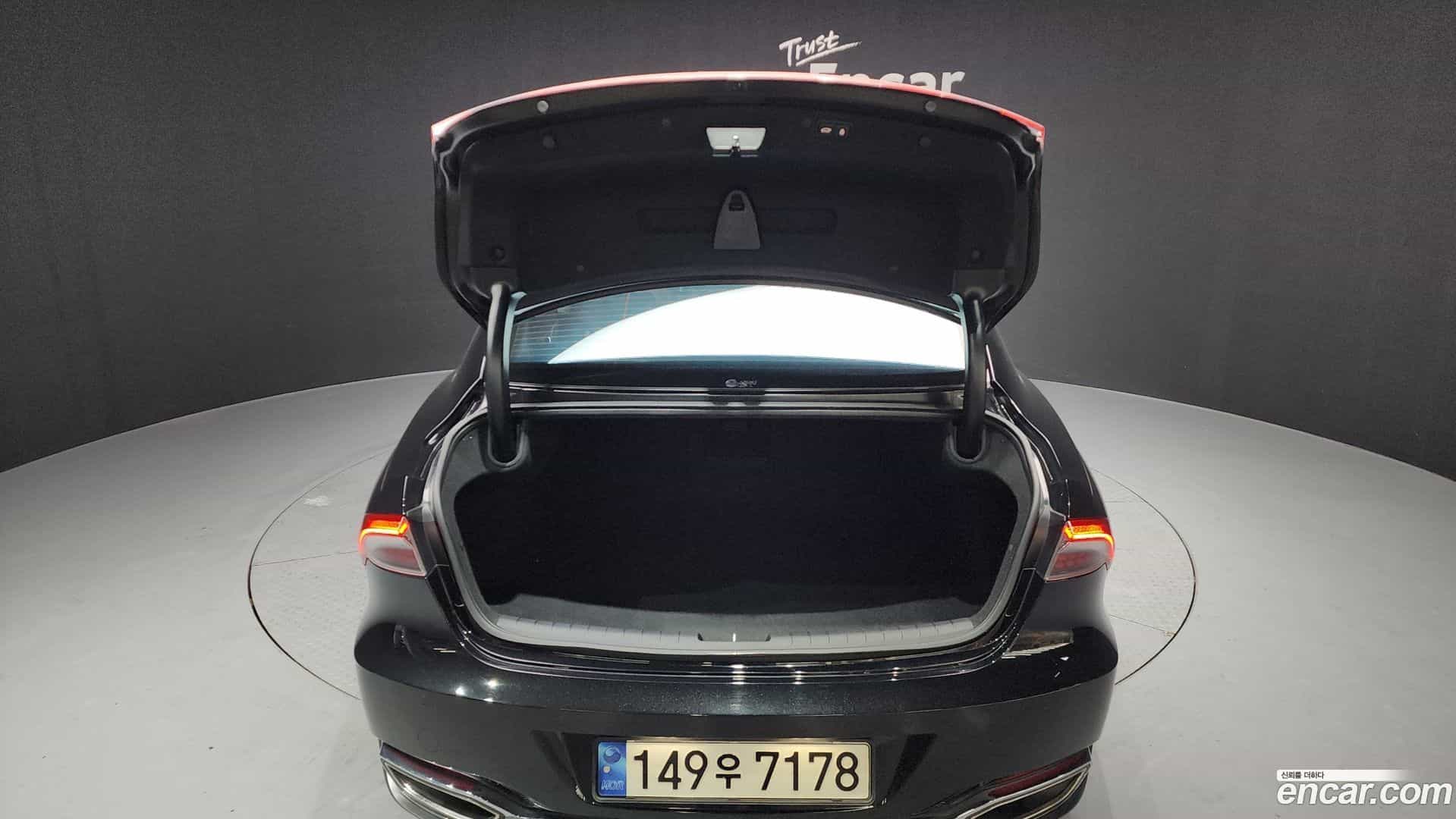 Grandeur Hyundai 2021.5-OPTION-024