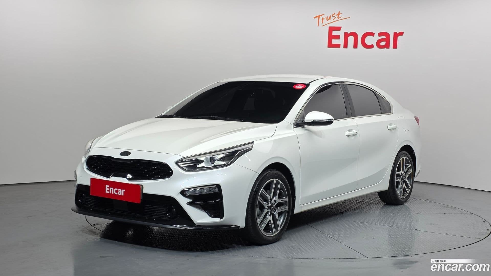 Main__Slider__Photo:K3 Kia 2018.4-0