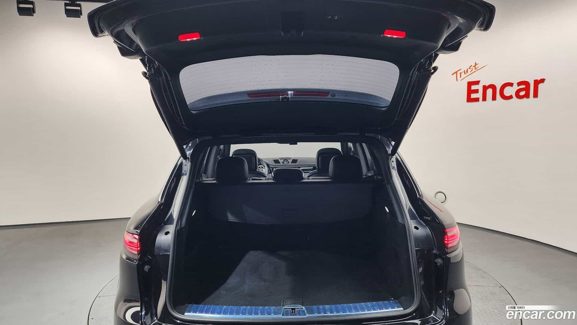 Cayenne Porsche 2020.8-OPTION-024