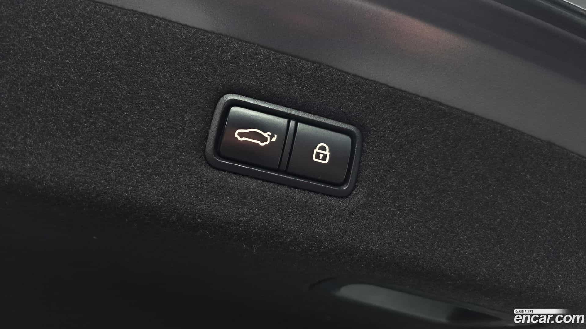 EQ900 Genesis 2016.3-OPTION-024