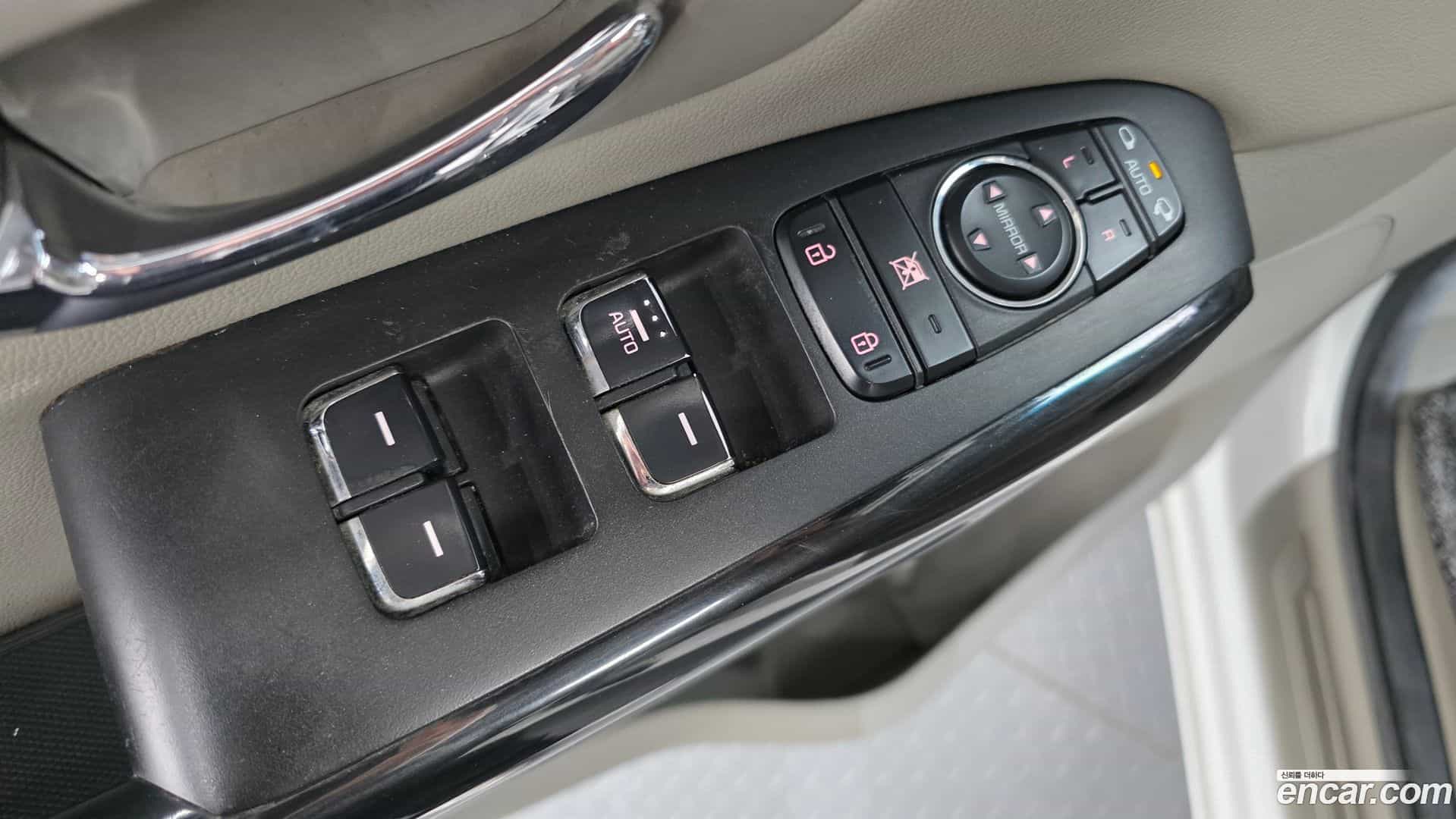 Canival Kia 2018.7-OPTION-016