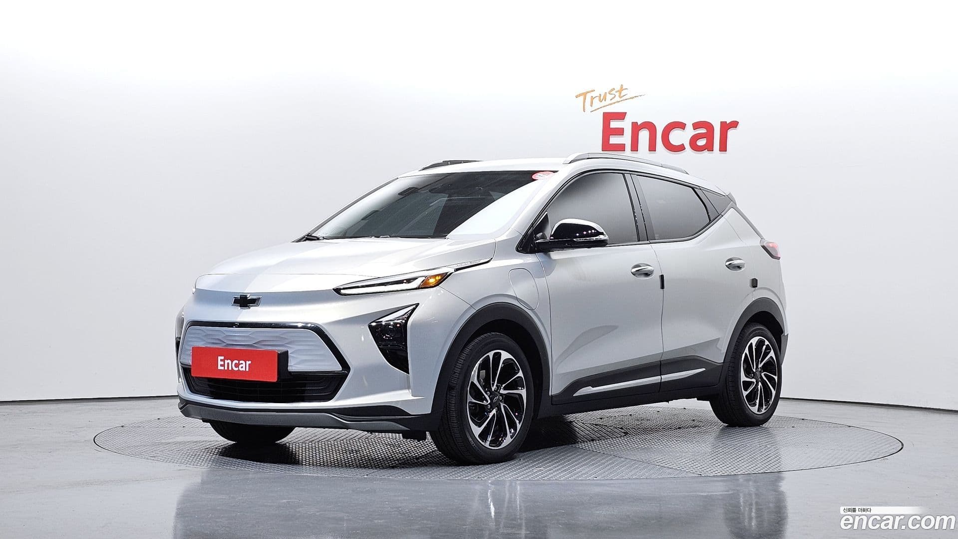 Main__Slider__Photo:볼트 EUV Chevrolet 2023.10-0