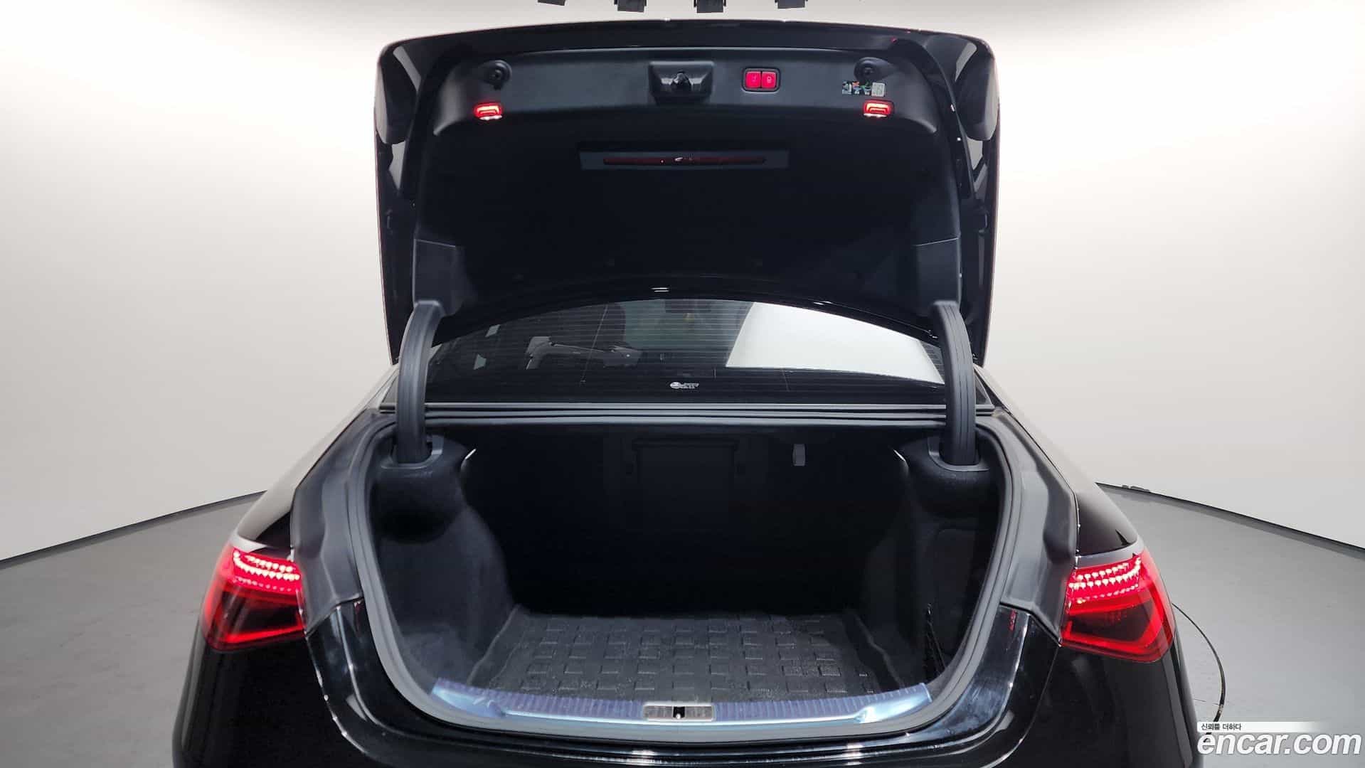 S-Class Mercedes-Benz 2022.3-OPTION-024