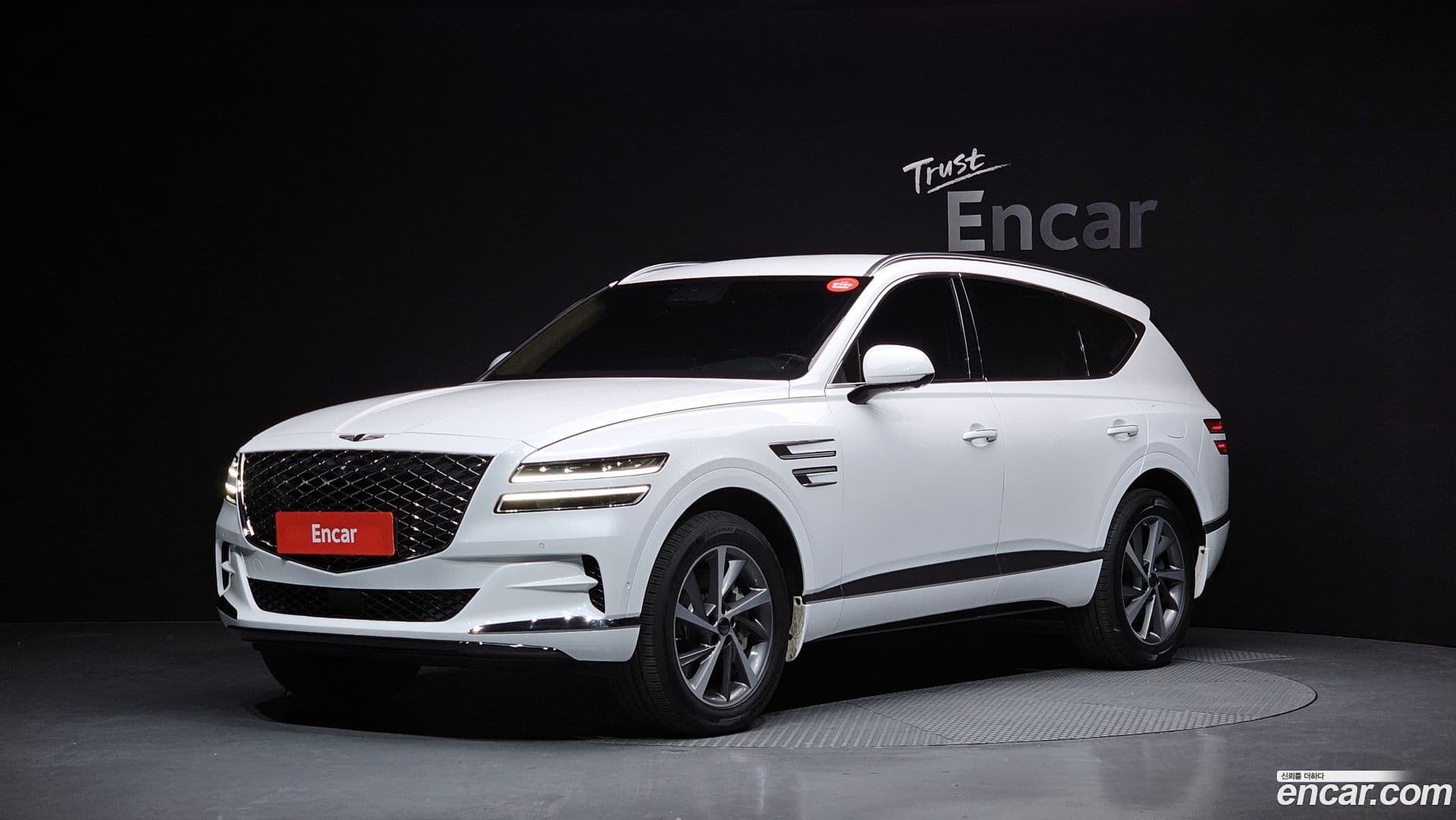Main__Slider__Photo:GV80 Genesis 2022.0-0