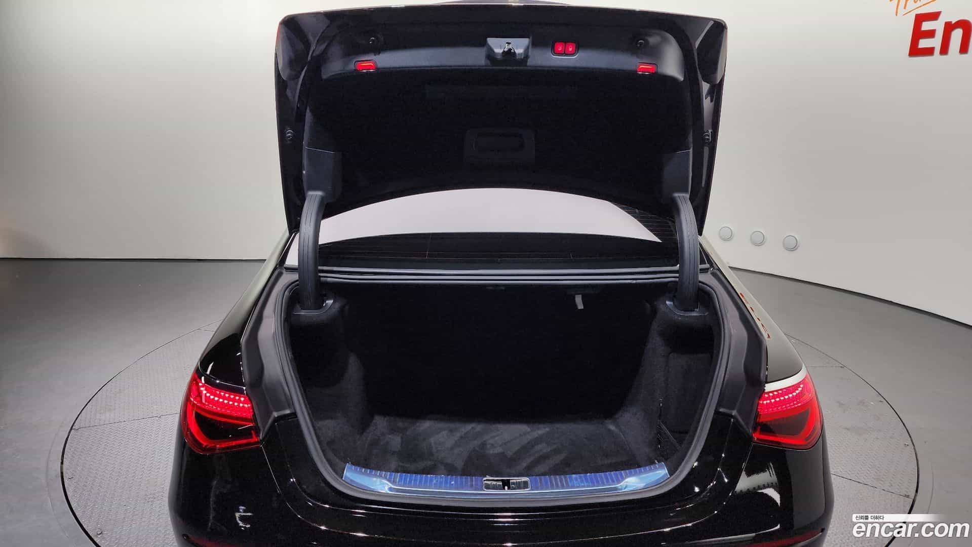 S-Class Mercedes-Benz 2021.4-OPTION-024