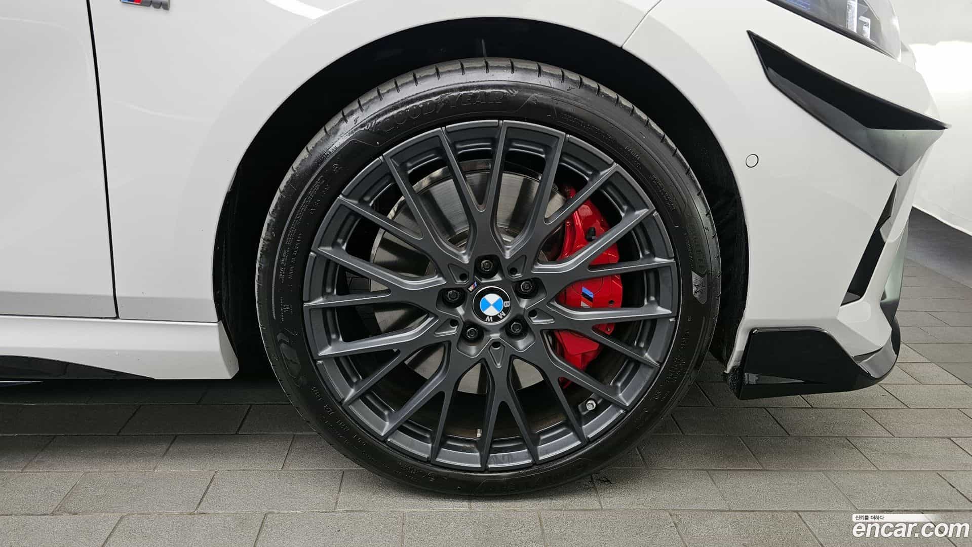 1-Series BMW 2025.7-OUTER-005