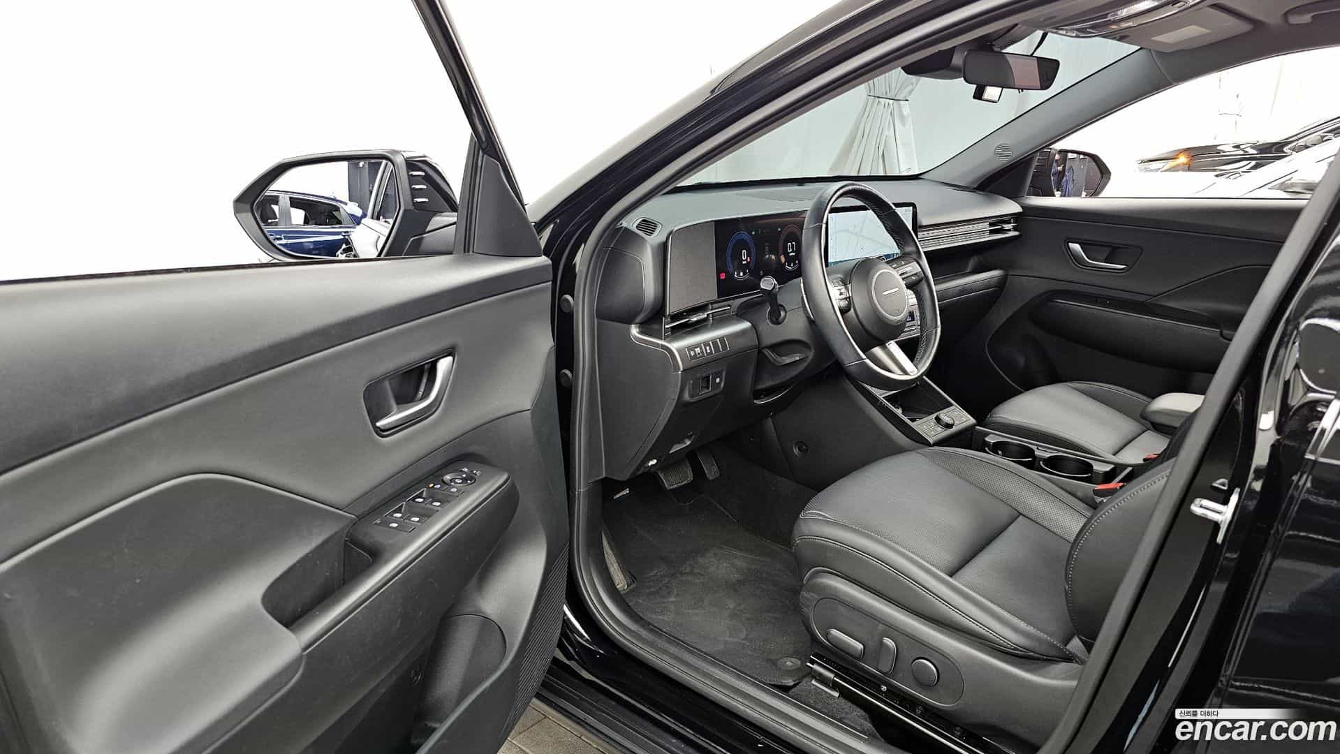 Kona Hyundai 2023.1-INNER-010
