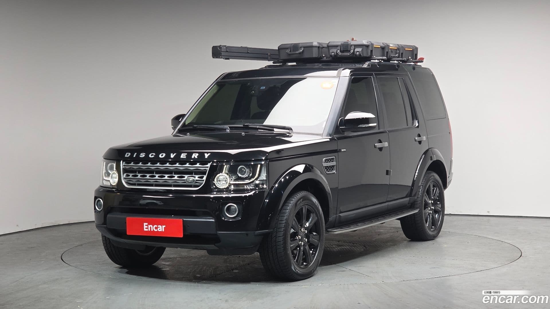 Main__Slider__Photo:Discovery Land Rover 2015.3-0