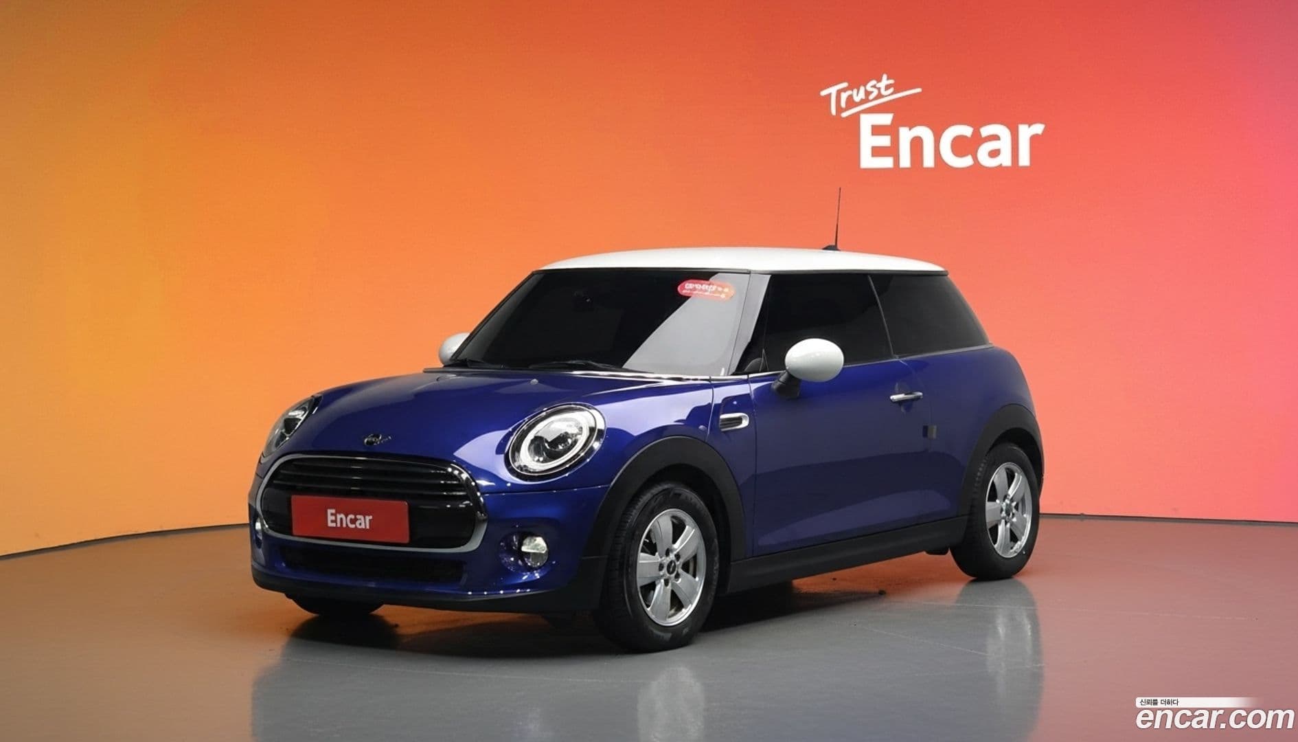 Main__Slider__Photo:Cooper Mini 2019.4-0