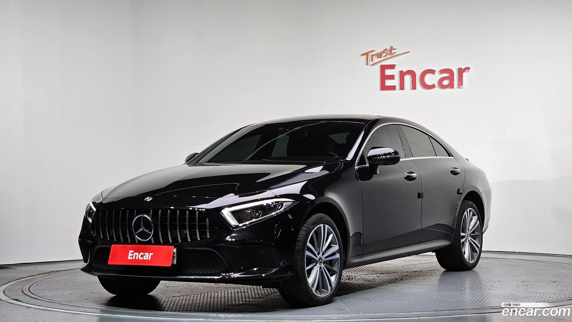 Main__Slider__Photo:CLS-Class Mercedes-Benz 2019.7-0