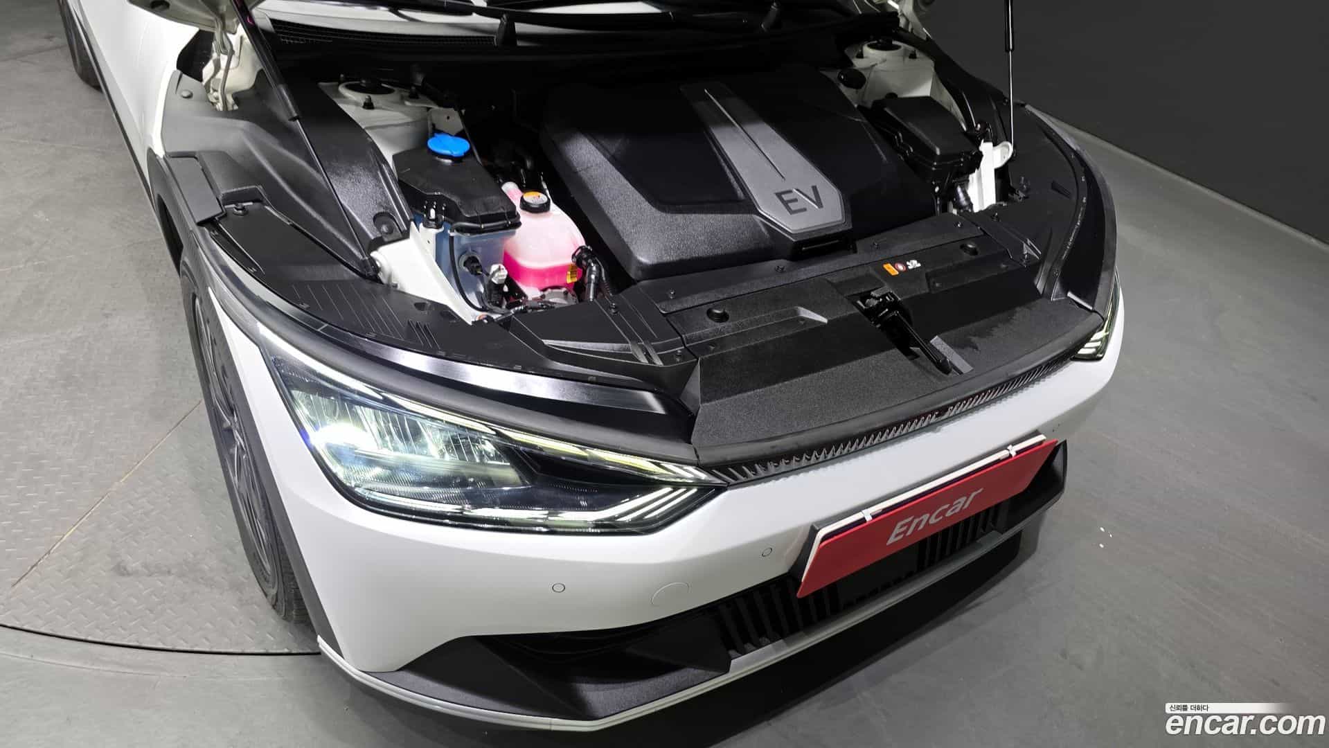 EV6 Kia 2021.11-INNER-006