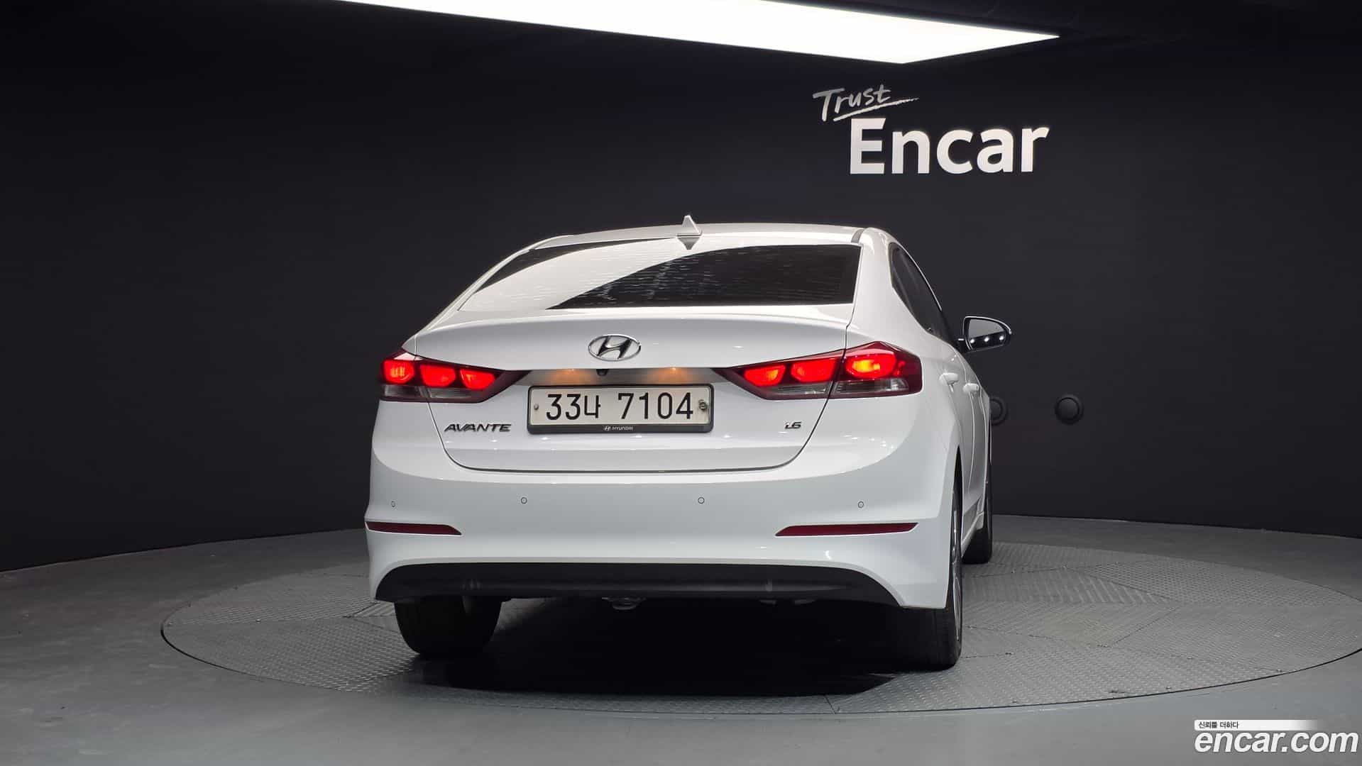 AVANTE Hyundai 2018.4-OUTER-004