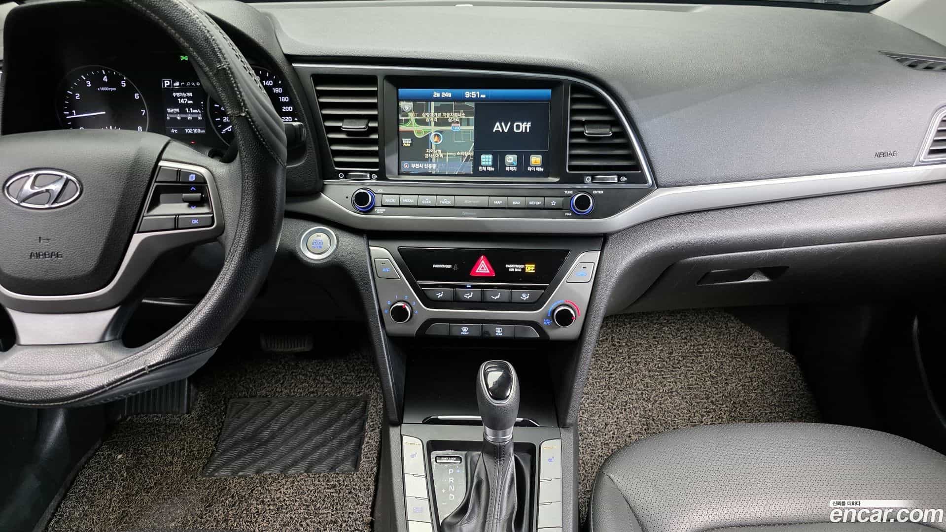 AVANTE Hyundai 2018.4-OPTION-018