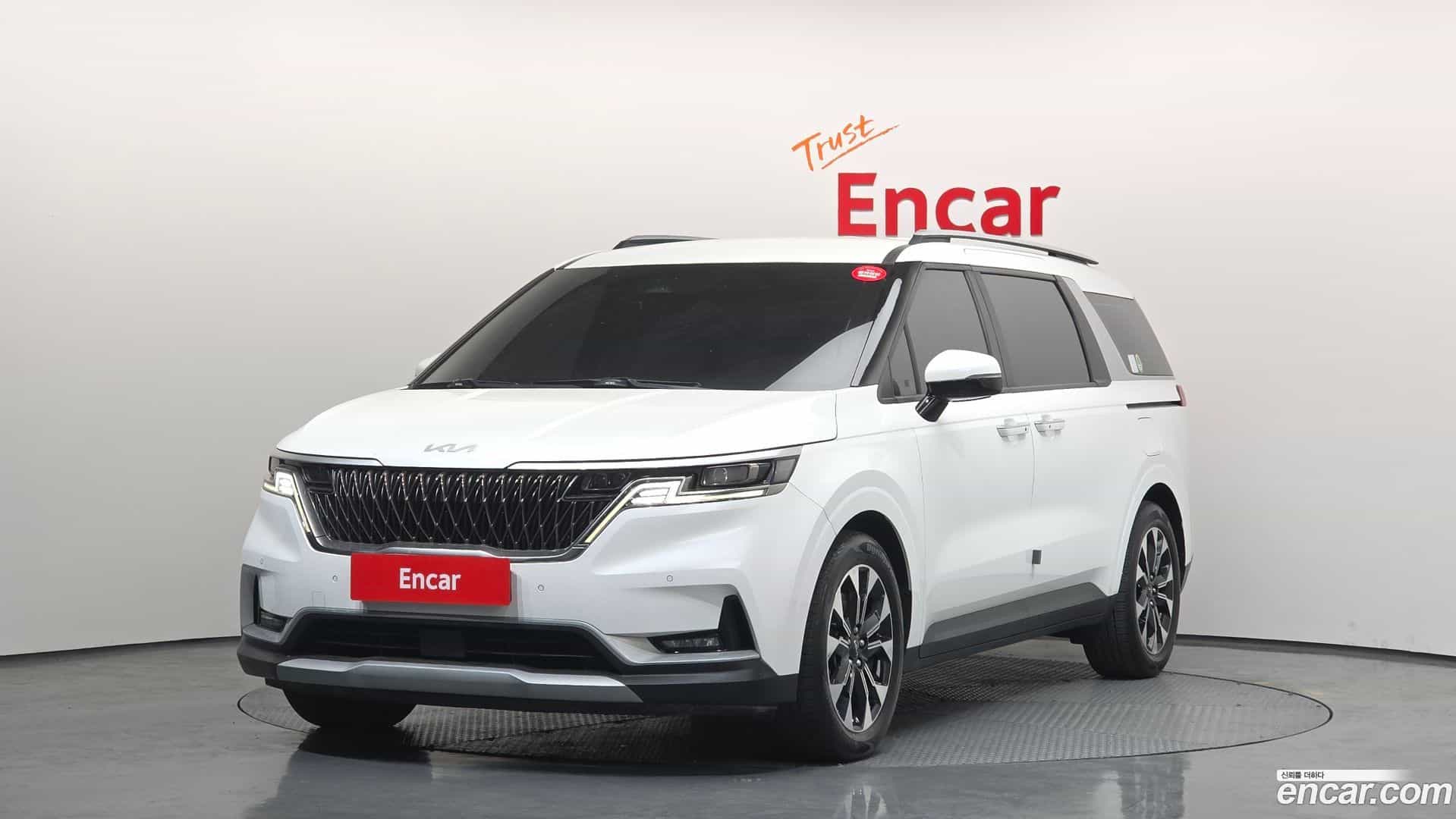 Canival Kia 2023.0-OUTER-001